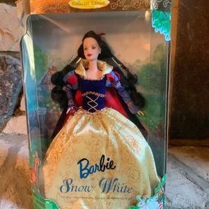BARBIE Snow White Doll